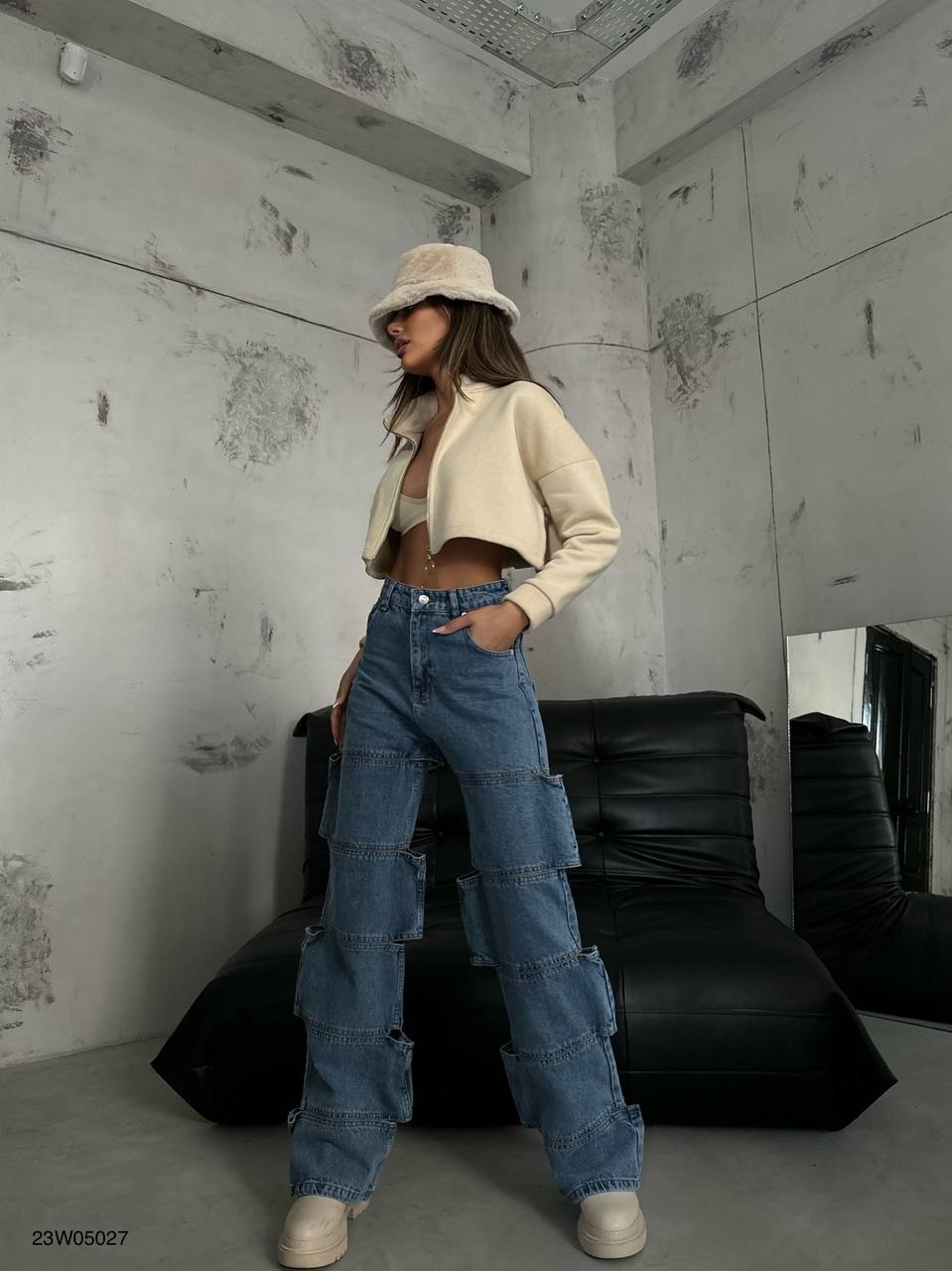 Giani - Asymmetric Jeans