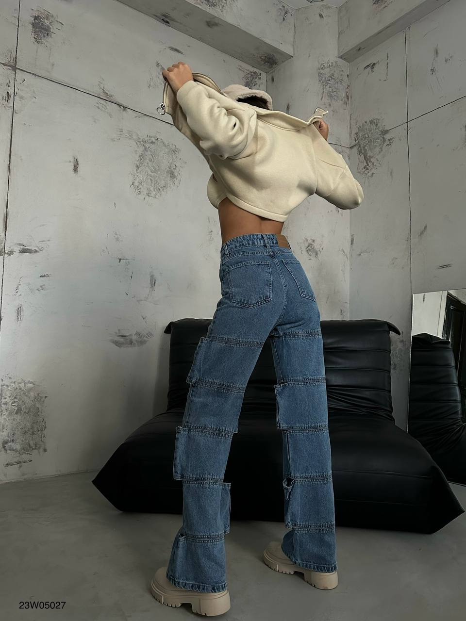Giani - Asymmetric Jeans