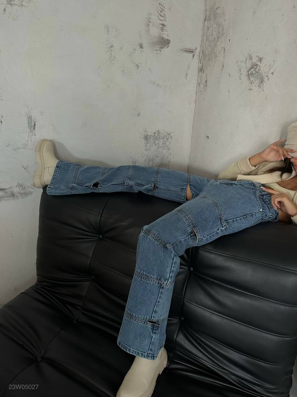 Giani - Asymmetric Jeans
