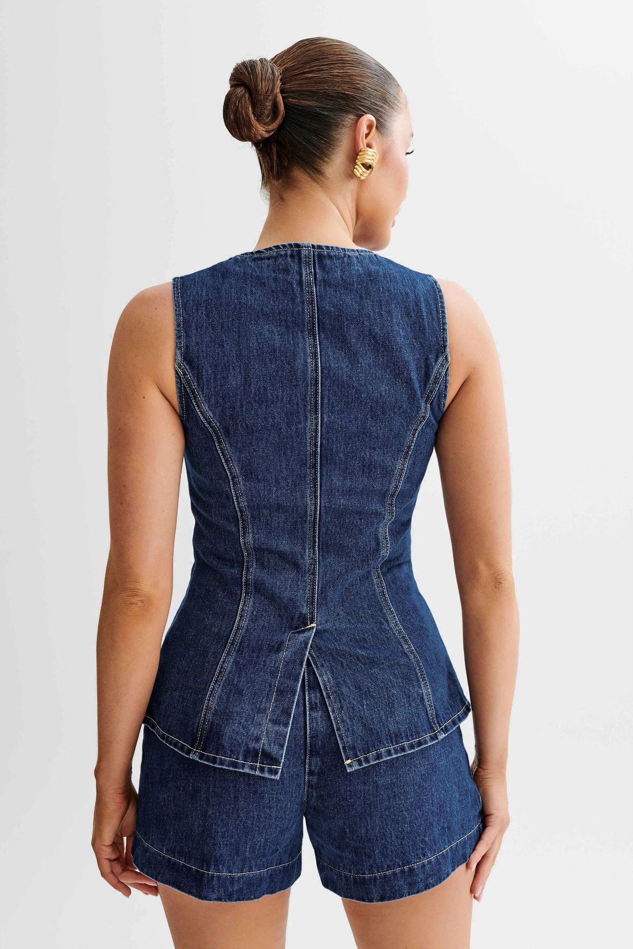 Jitva - Sleeveless Women's Suit