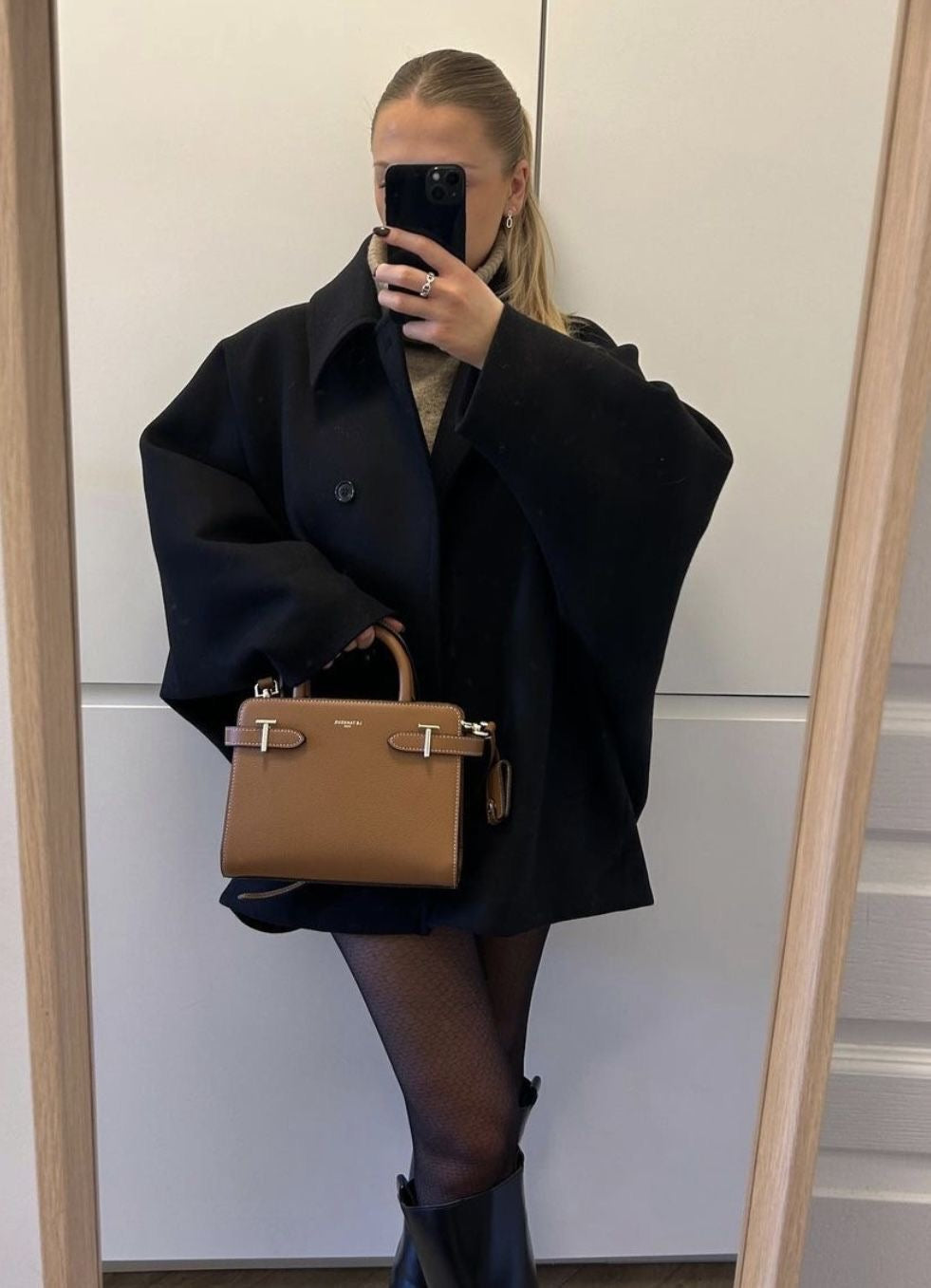 Lusmari - Oversized Wool Coat