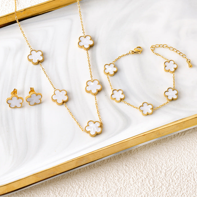 Klaver Jewels - A Beautiful Collection of Jewels