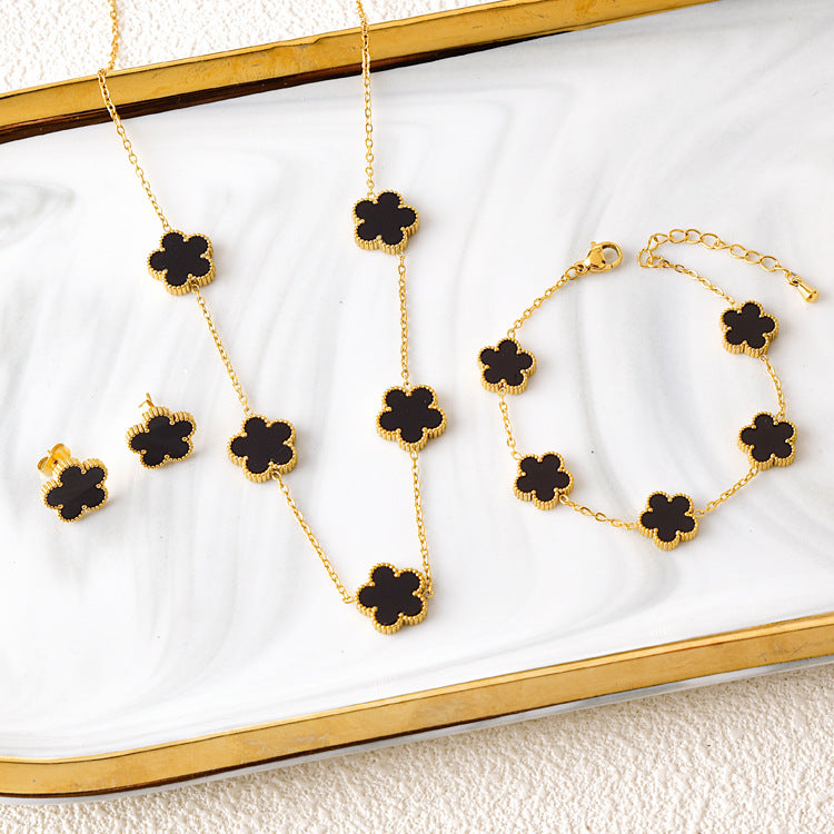 Klaver Jewels - A Beautiful Collection of Jewels